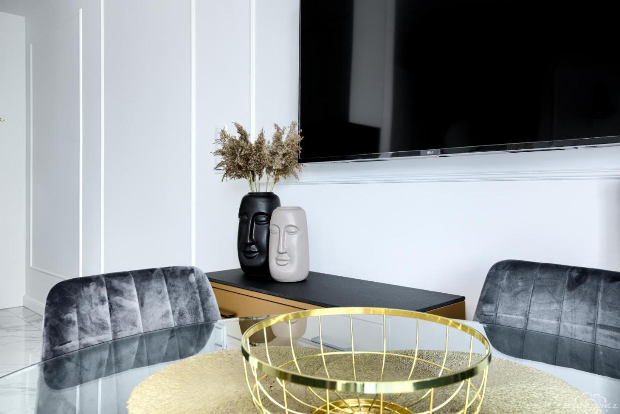 Apartamenty Promenada Kasprowicza 20 Kolobrzeg Luaran gambar